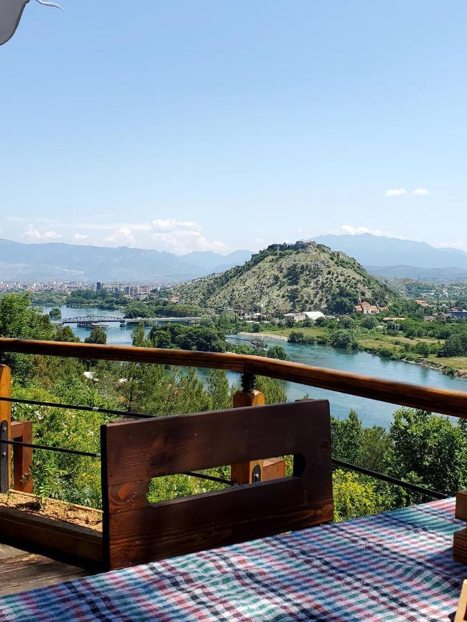 Holiday Center Apartment Шкодер Экстерьер фото