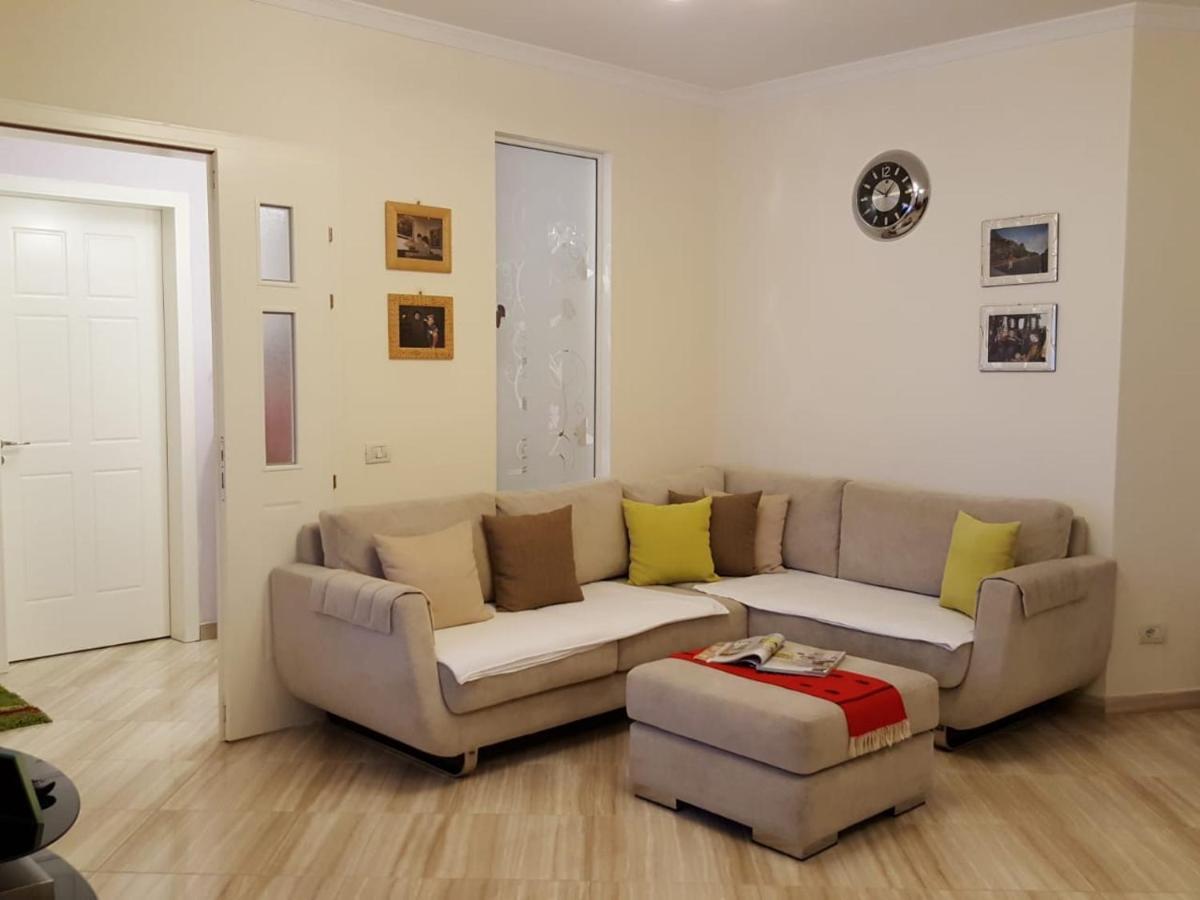 Holiday Center Apartment Шкодер Экстерьер фото