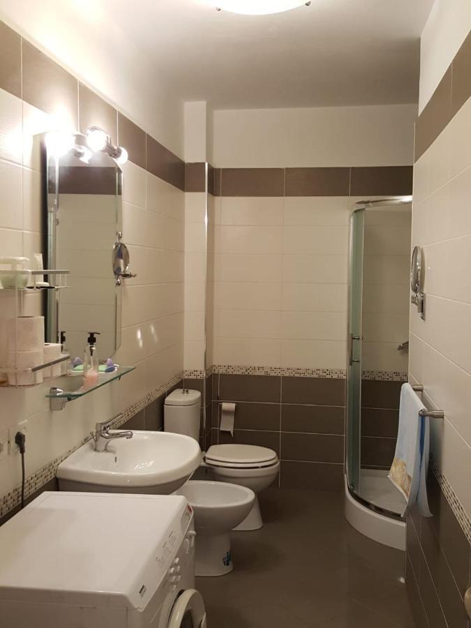 Holiday Center Apartment Шкодер Экстерьер фото